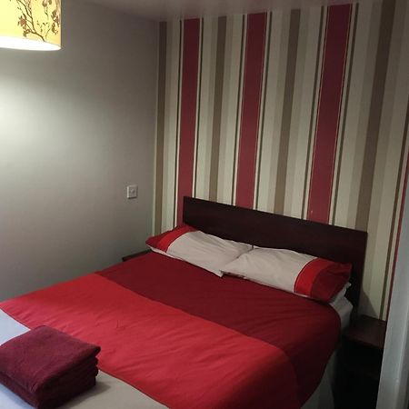 The White Horse Bed & Breakfast Cranswick Екстериор снимка