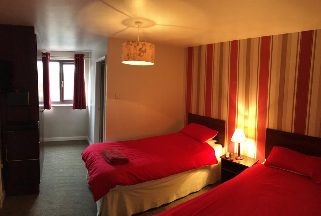The White Horse Bed & Breakfast Cranswick Екстериор снимка