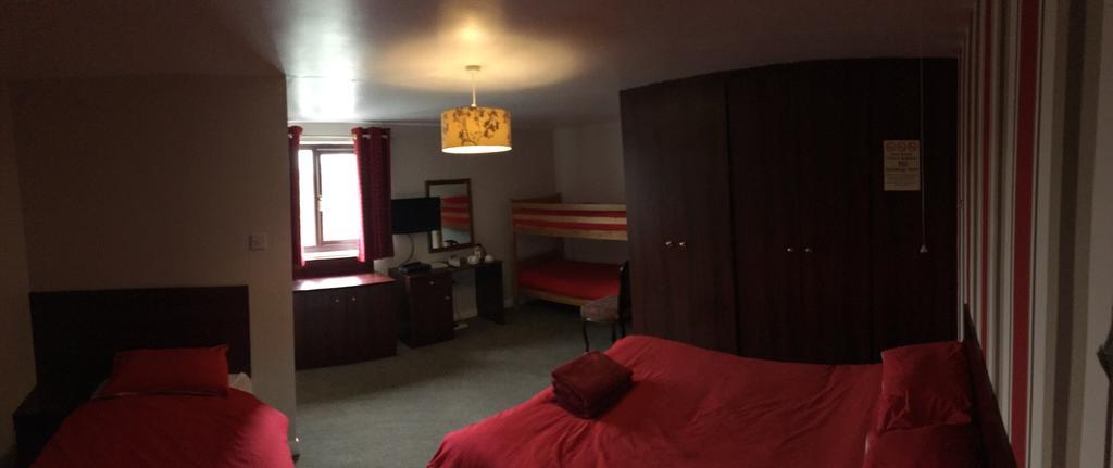 The White Horse Bed & Breakfast Cranswick Екстериор снимка
